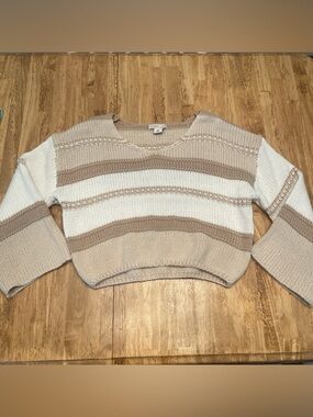 Sincerely Jules Neutral Two-Tone Knit Top in Beige & Cream